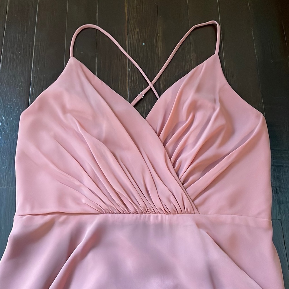 Women's David’s Bridal Chiffon The Daydream Dress V-Neck Bridesmaid Formal Dress - Picture 11 of 15